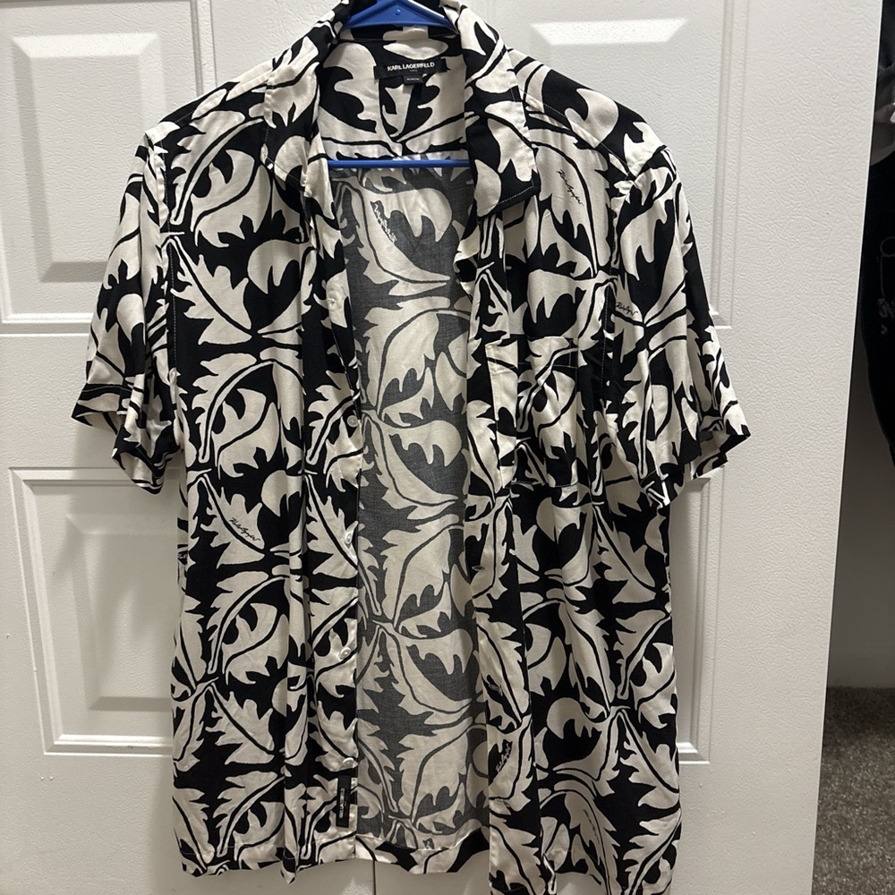 Karl Lagerfeld Monochrome Leaf Print Shirt